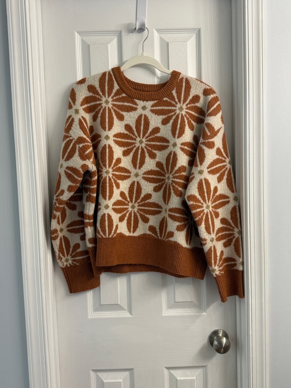 BiBi Cream and Rust Floral Crewneck Sweater
